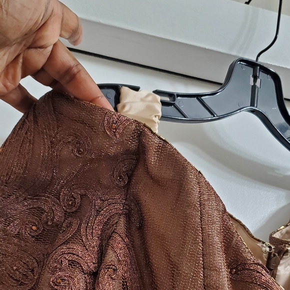 Bronze Brown Elegant Formal Gown with glitter, sequins and lace - Picture 13 of 13